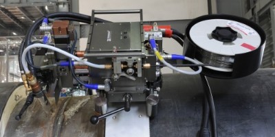 資深焊工才曉得！ 處理好自動焊機焊接管道底部接頭問題，有小竅門!