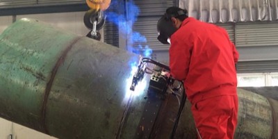 阿布扎比石油管道建設(shè)工程也使用熊谷管道全自動(dòng)焊機(jī)啦